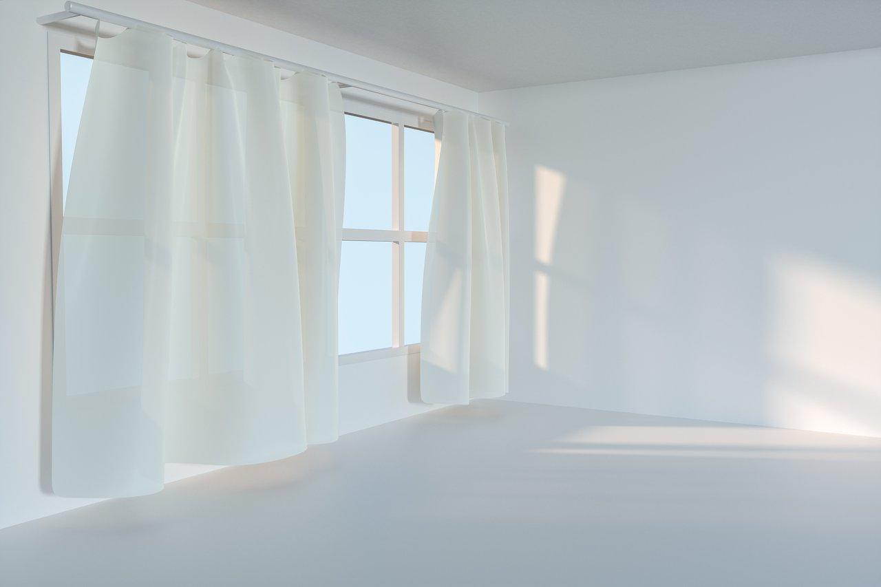Lumière naturelle du matin filtrant à travers la fenêtre, idéale pour commencer la journée avec énergie.